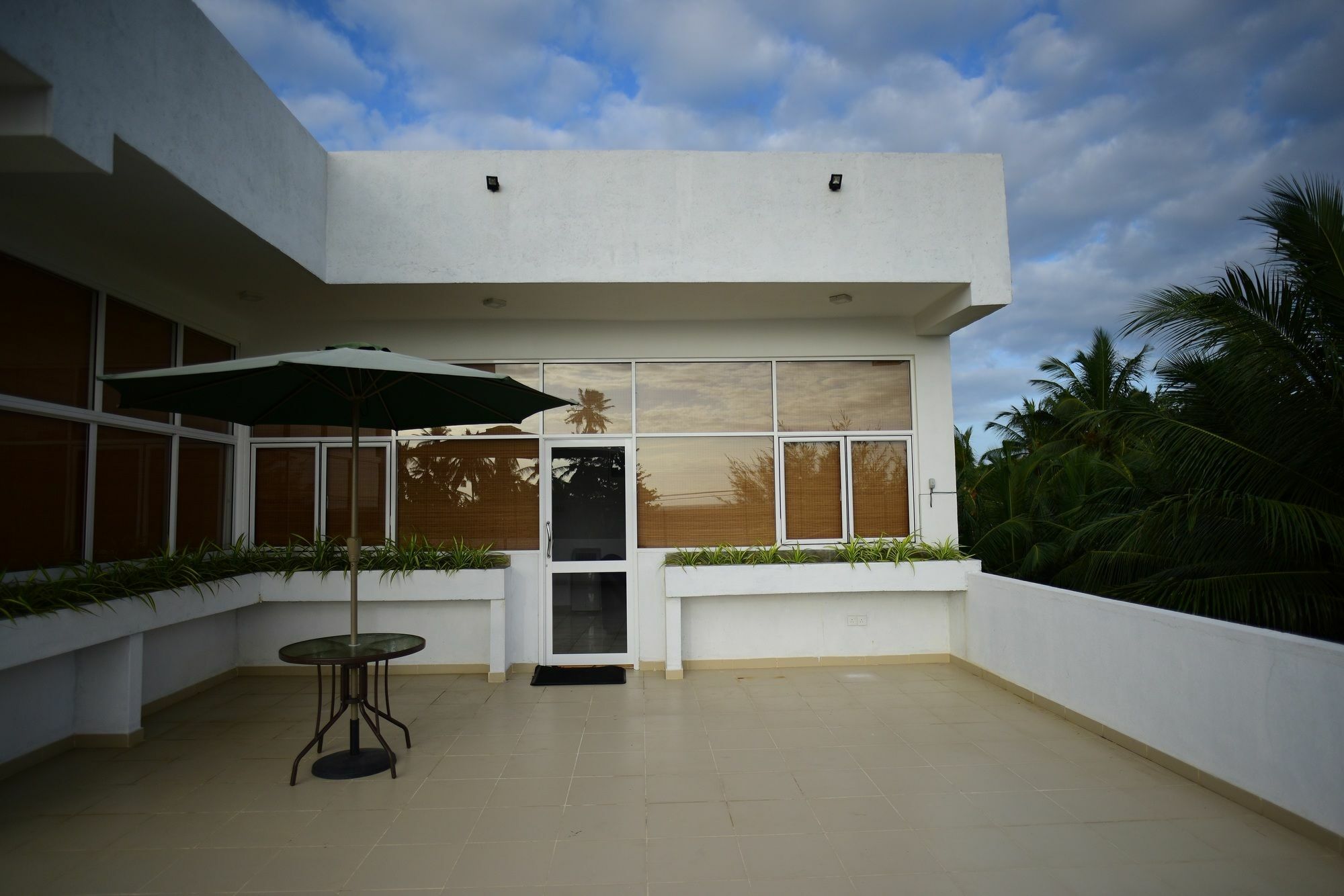 Bliss Apartment Hikkaduwa Exterior foto